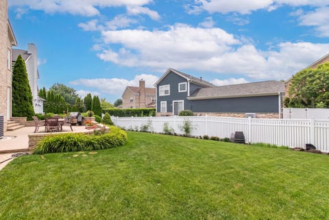 Tiny photo for 104 Brickton Place, Park Ridge, IL 60068 (MLS # 12711863)