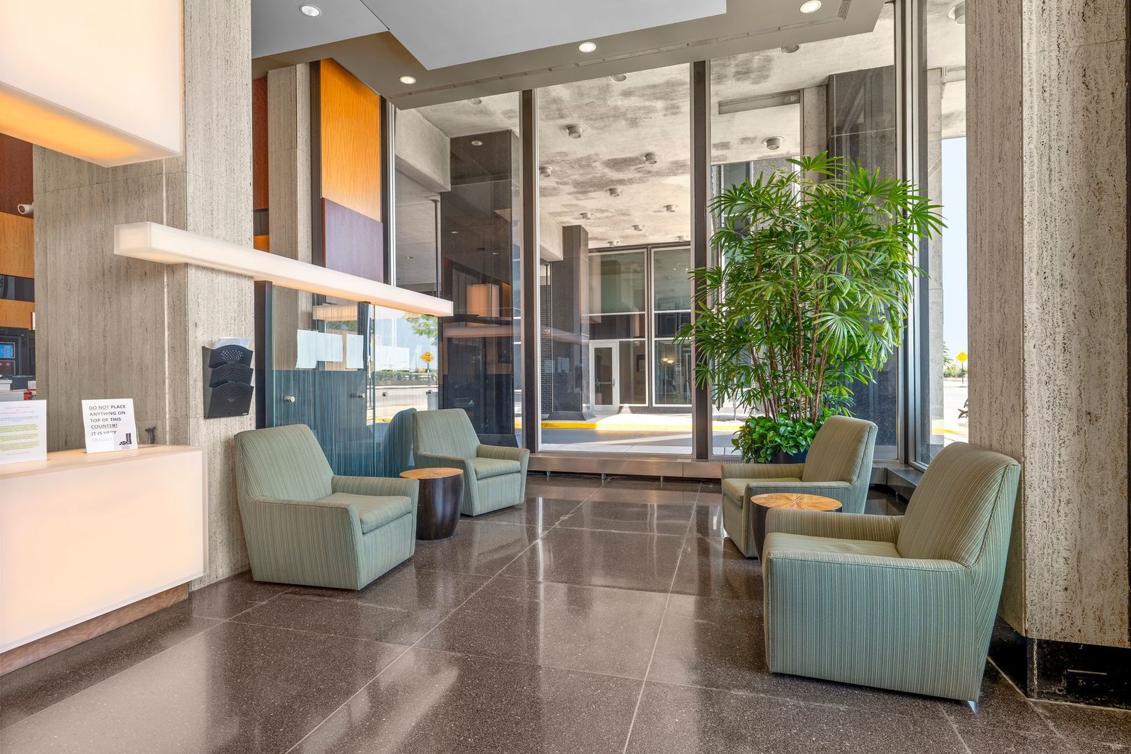 400 E RANDOLPH Street 2225