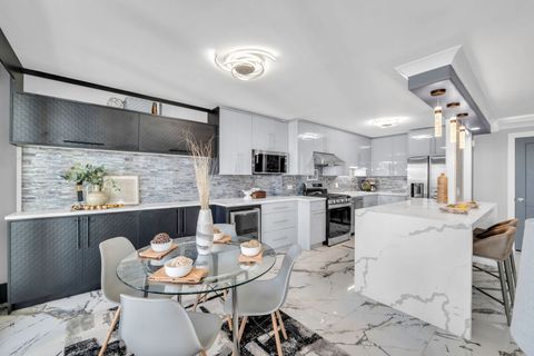 Tiny photo for 400 E RANDOLPH Street #2225, Chicago, IL 60601 (MLS # 12595455)