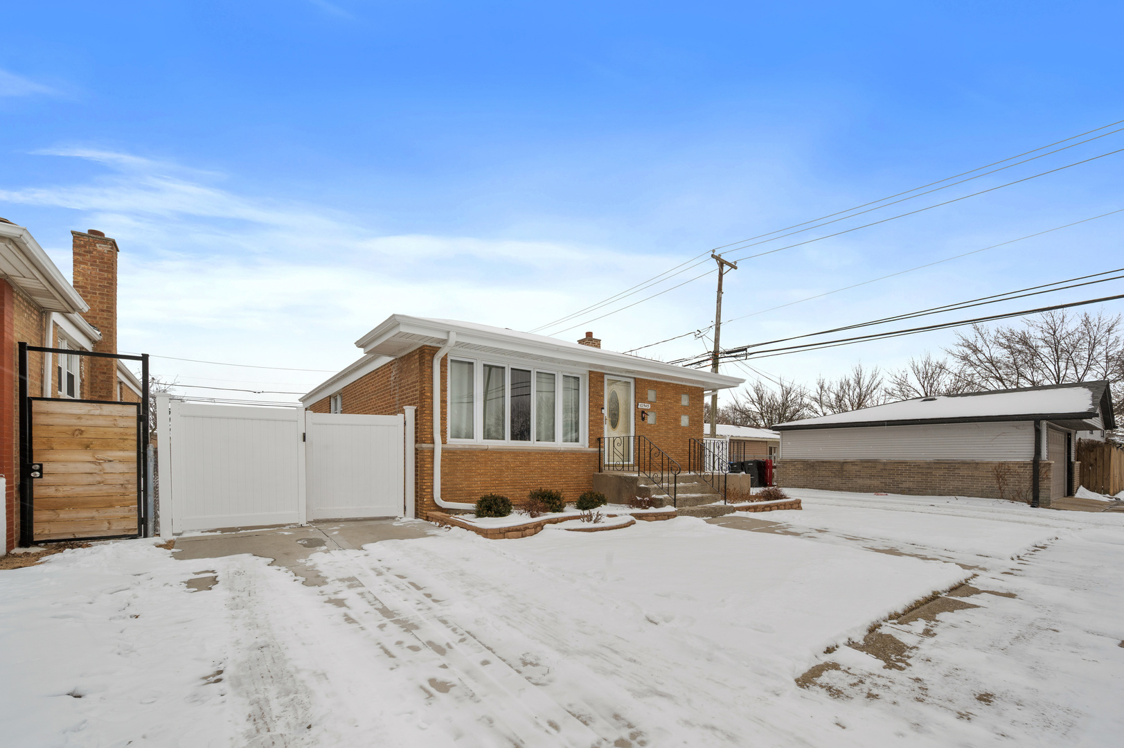 12943 S Manistee Avenue