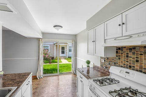 Tiny photo for 1205 Quincy Court, Wheeling, IL 60090 (MLS # 12749177)