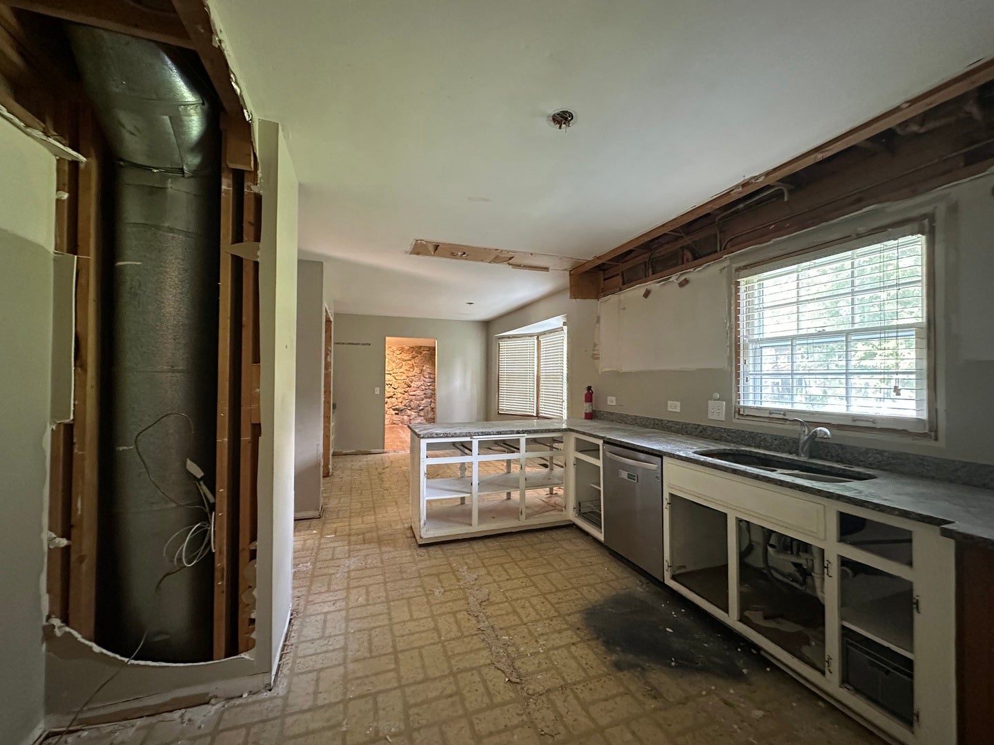 1225 Edward Road
