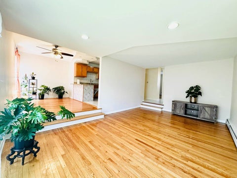 Tiny photo for 5815 N SPAULDING Avenue #2B, Chicago, IL 60659 (MLS # 12638096)