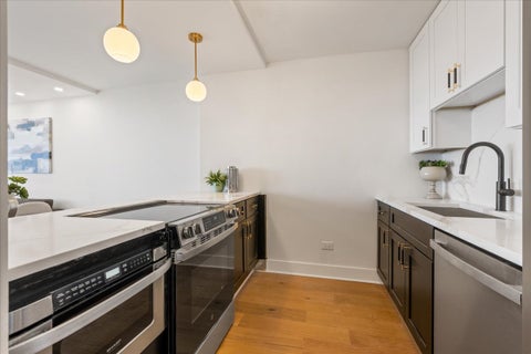 Tiny photo for 1560 N Sandburg Terrace #4003J, Chicago, IL 60610 (MLS # 12793887)
