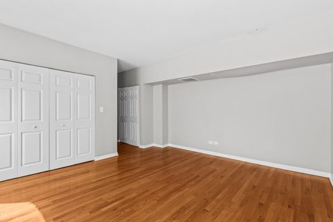 Tiny photo for 4527 S Drexel Boulevard #3S, Chicago, IL 60653 (MLS # 12449932)