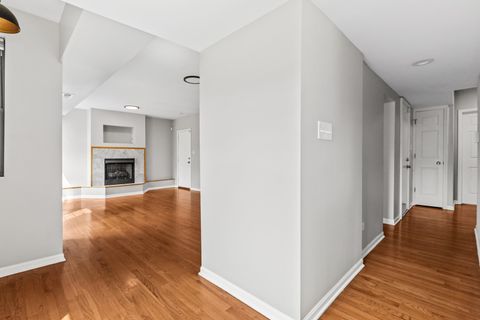 Tiny photo for 4527 S Drexel Boulevard #3S, Chicago, IL 60653 (MLS # 12449932)