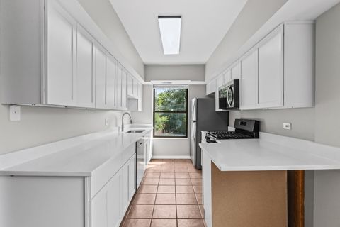 Tiny photo for 4527 S Drexel Boulevard #3S, Chicago, IL 60653 (MLS # 12449932)