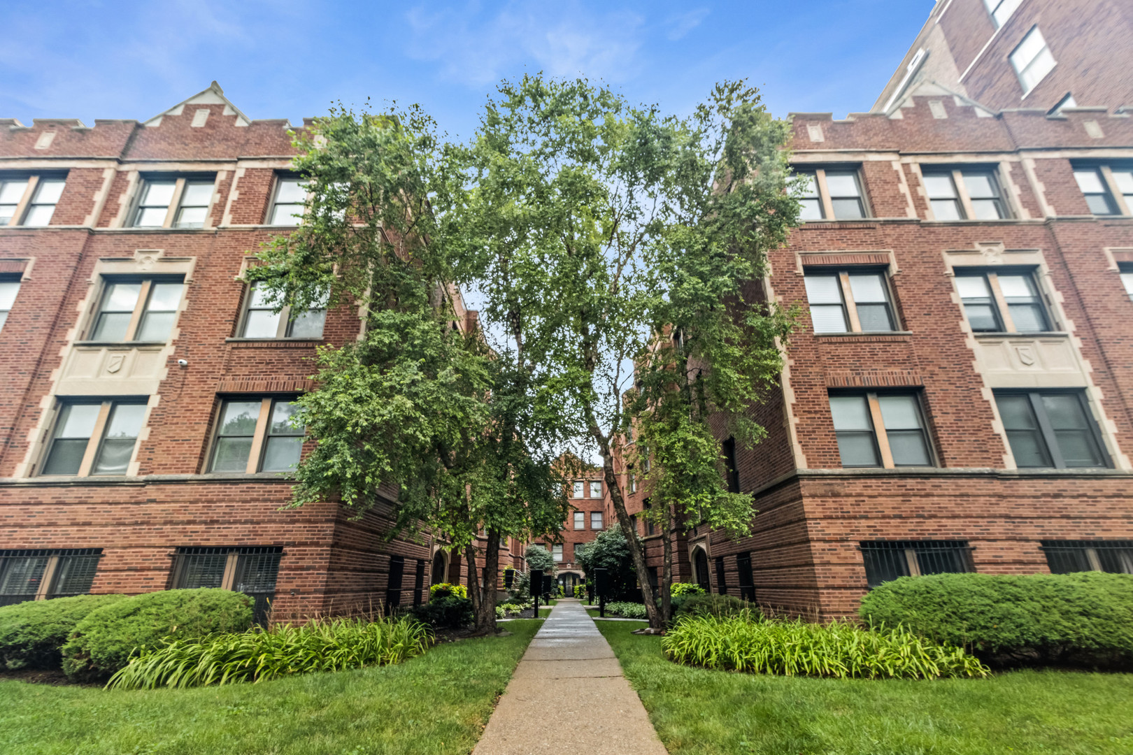 4527 S Drexel Boulevard 3S