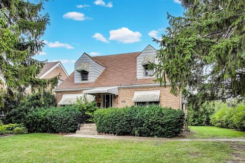 Tiny photo for 7232 W Oakton Street, Niles, IL 60714 (MLS # 12413608)
