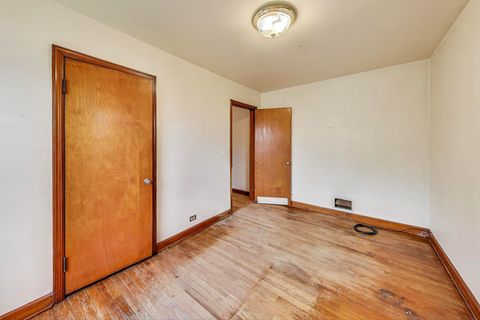 Tiny photo for 7232 W Oakton Street, Niles, IL 60714 (MLS # 12413608)