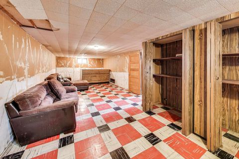 Tiny photo for 7232 W Oakton Street, Niles, IL 60714 (MLS # 12413608)