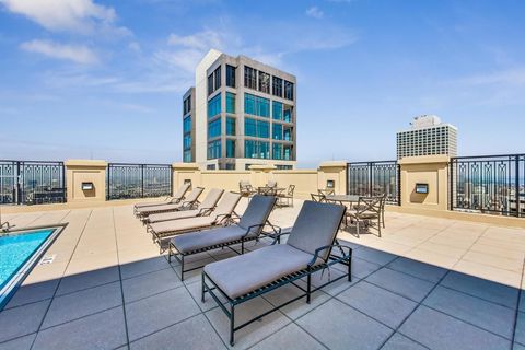 Tiny photo for 10 E Delaware Place #20A, Chicago, IL 60611 (MLS # 12499759)