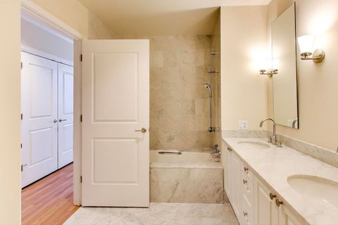 Tiny photo for 10 E Delaware Place #20A, Chicago, IL 60611 (MLS # 12499759)