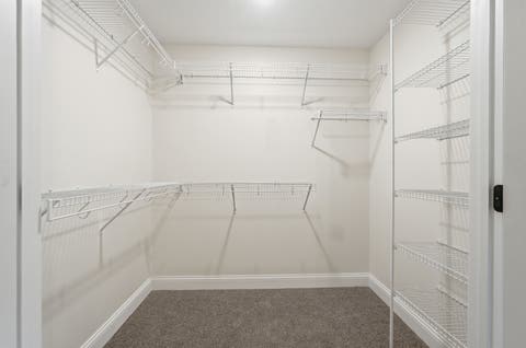 Tiny photo for 1721 E 42nd Court, Davenport, IA 52807 (MLS # 12688285)