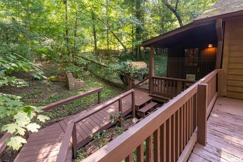 Tiny photo for 270 Contentment Road, Makanda, IL 62958 (MLS # EB459316)