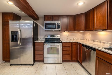 Tiny photo for 270 Contentment Road, Makanda, IL 62958 (MLS # EB459316)