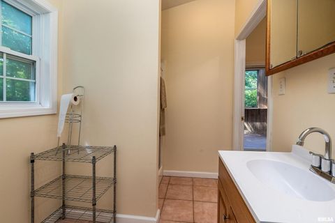 Tiny photo for 270 Contentment Road, Makanda, IL 62958 (MLS # EB459316)