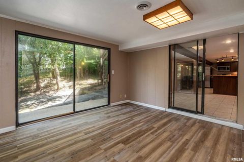 Tiny photo for 270 Contentment Road, Makanda, IL 62958 (MLS # EB459316)