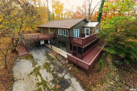 Photo of 270 Contentment Road, Makanda, IL 62958 (MLS # EB459316)