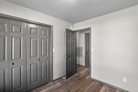 Tiny photo for 109 Illini Court, Vienna, IL 62995 (MLS # 12598003)