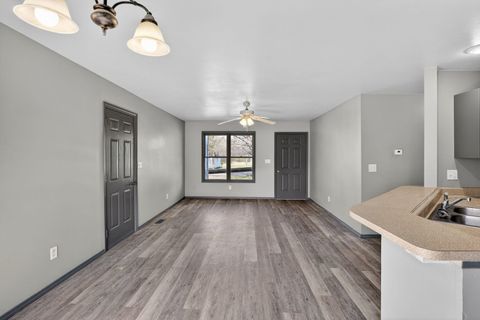 Tiny photo for 109 Illini Court, Vienna, IL 62995 (MLS # 12598003)