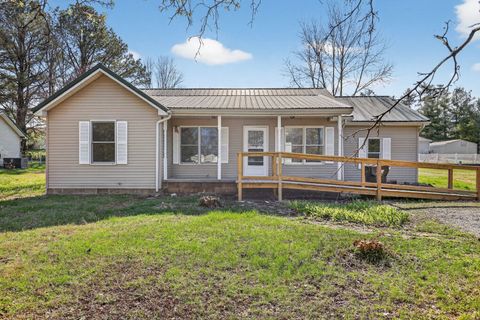 Photo of 109 Illini Court, Vienna, IL 62995 (MLS # 12598003)