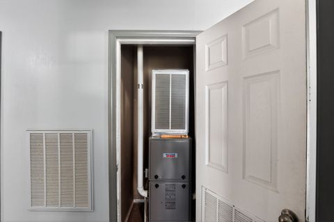 Tiny photo for 109 Illini Court, Vienna, IL 62995 (MLS # 12598003)