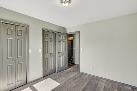 Tiny photo for 109 Illini Court, Vienna, IL 62995 (MLS # 12598003)