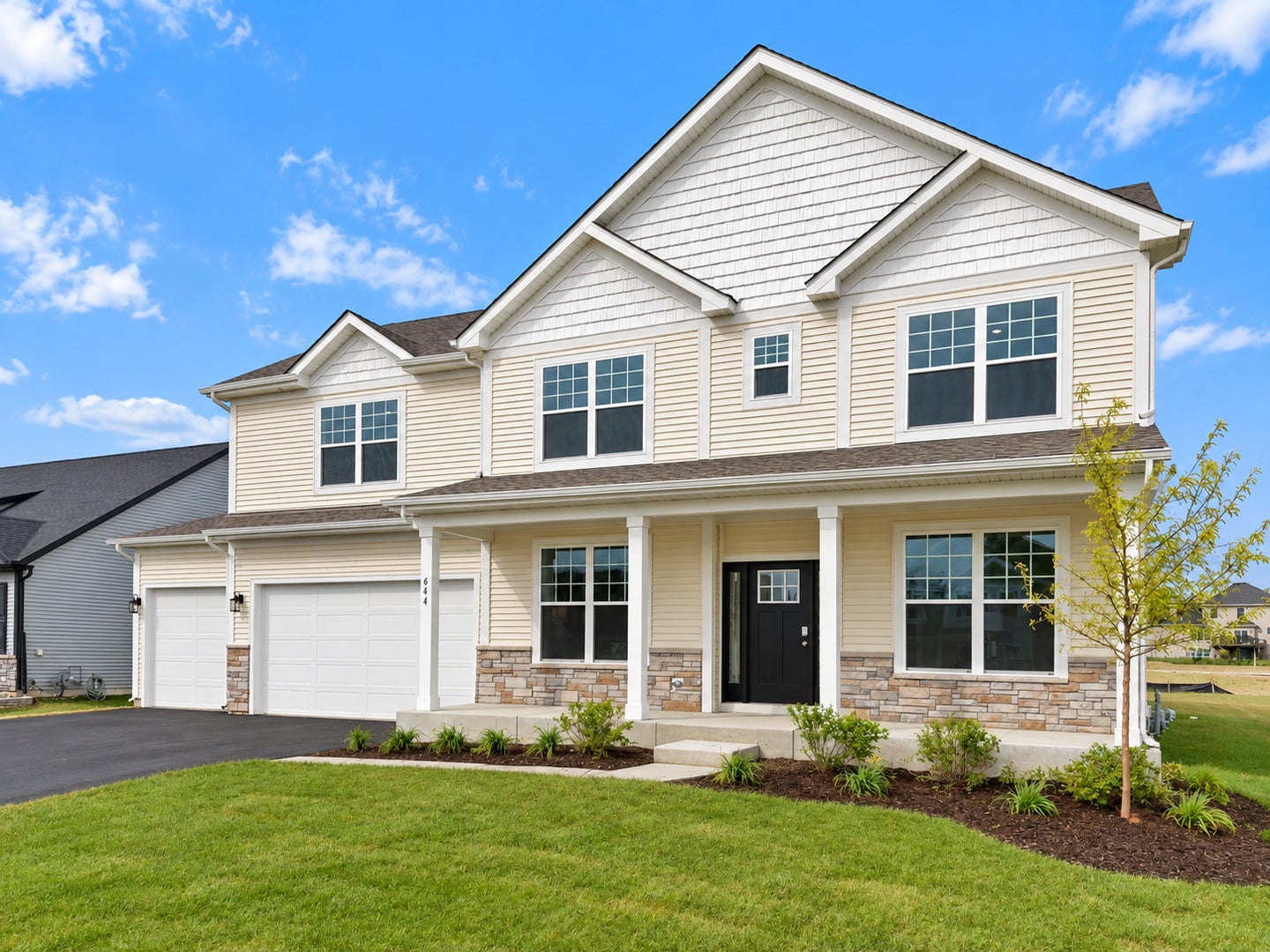 644 Houtz Circle