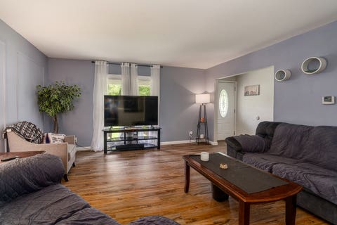 Tiny photo for 615 S Emerald Lane, Carbondale, IL 62901 (MLS # 12700394)