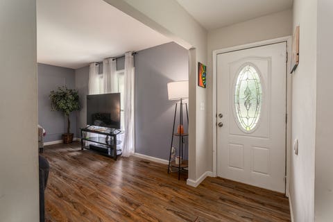 Tiny photo for 615 S Emerald Lane, Carbondale, IL 62901 (MLS # 12700394)