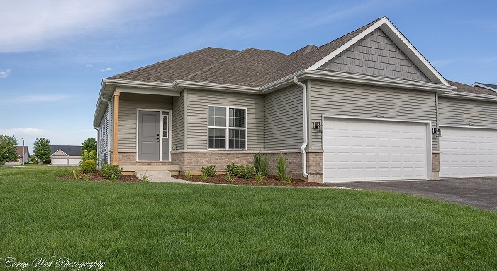 View Sycamore, IL 60178 townhome