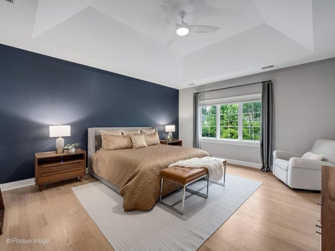 Tiny photo for 118 TUTTLE Avenue, Clarendon Hills, IL 60514 (MLS # 12665498)