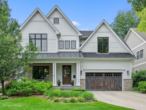 Photo of 118 TUTTLE Avenue, Clarendon Hills, IL 60514 (MLS # 12665498)