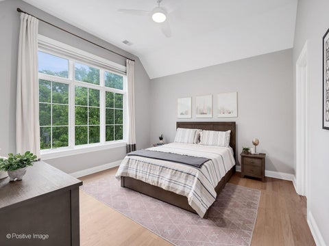 Tiny photo for 118 TUTTLE Avenue, Clarendon Hills, IL 60514 (MLS # 12665498)