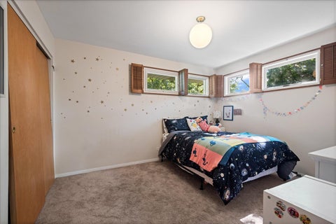 Tiny photo for 100 Green Bay Road, Highland Park, IL 60035 (MLS # 12753228)