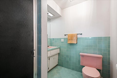 Tiny photo for 100 Green Bay Road, Highland Park, IL 60035 (MLS # 12753228)