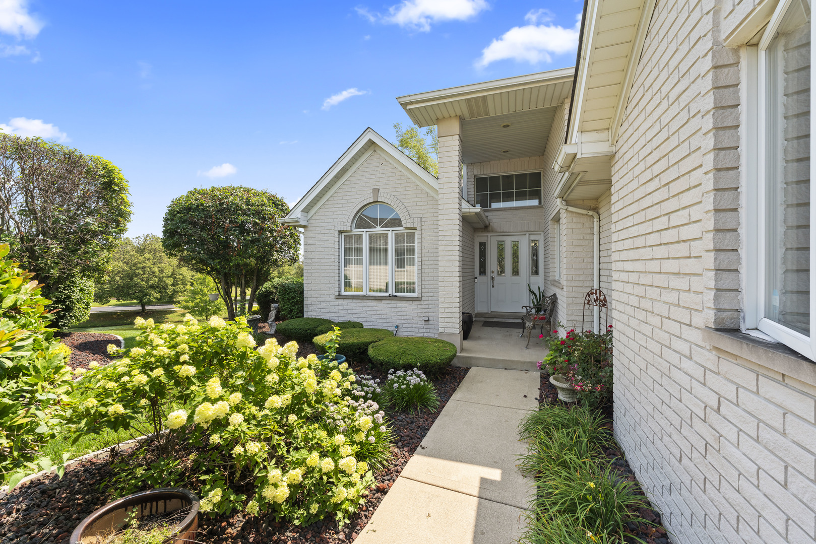 16328 Bob White Circle