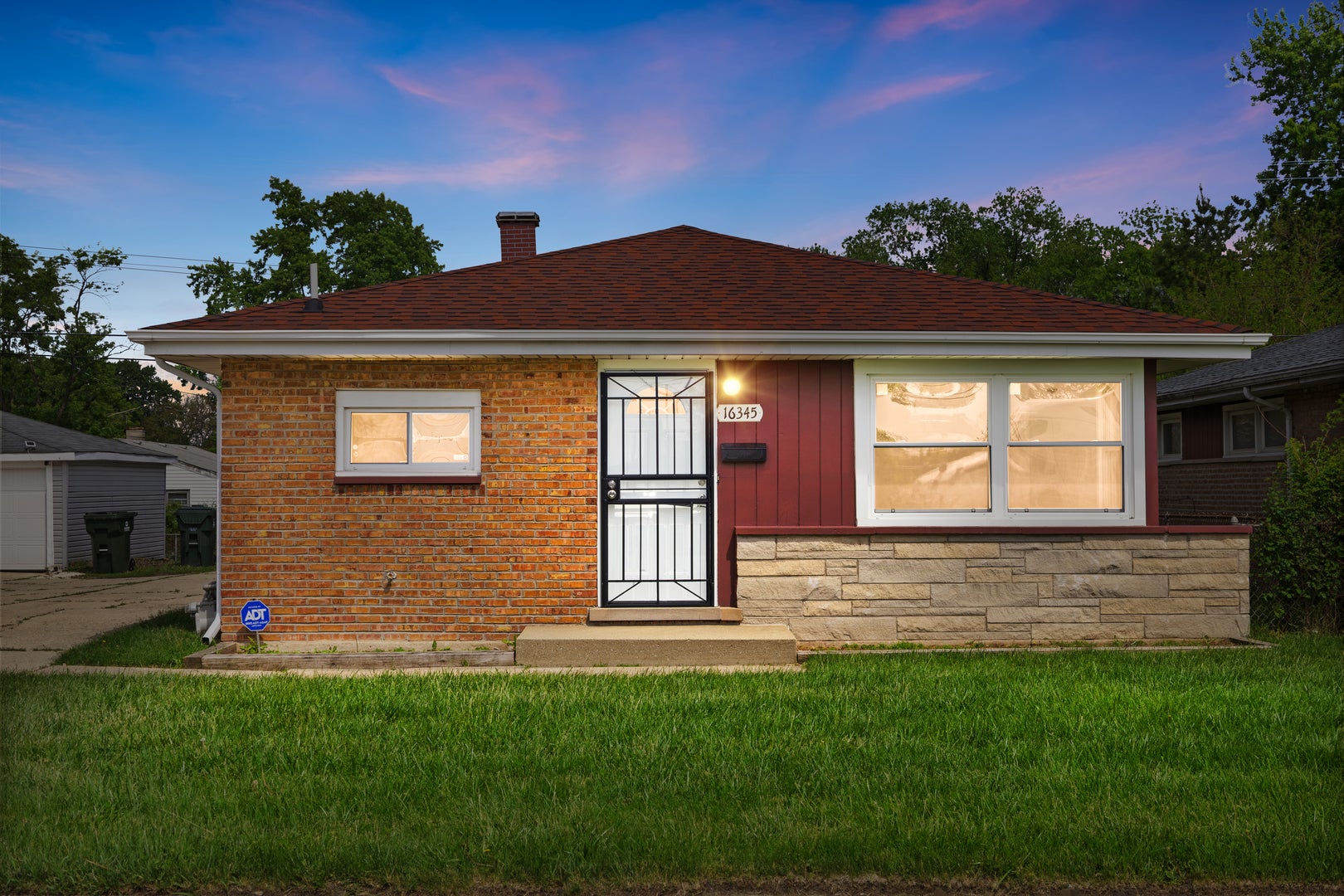 16343 Dixie Highway