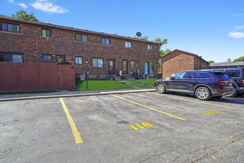 Tiny photo for 18W118 14th Street, Villa Park, IL 60181 (MLS # 12493128)