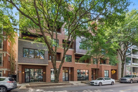 Photo of 1937 W DIVERSEY Parkway #3D, Chicago, IL 60614 (MLS # 12736293)