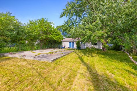 Tiny photo for 219 Monterey Drive, Bolingbrook, IL 60440 (MLS # 12453397)