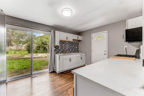 Tiny photo for 219 Monterey Drive, Bolingbrook, IL 60440 (MLS # 12453397)