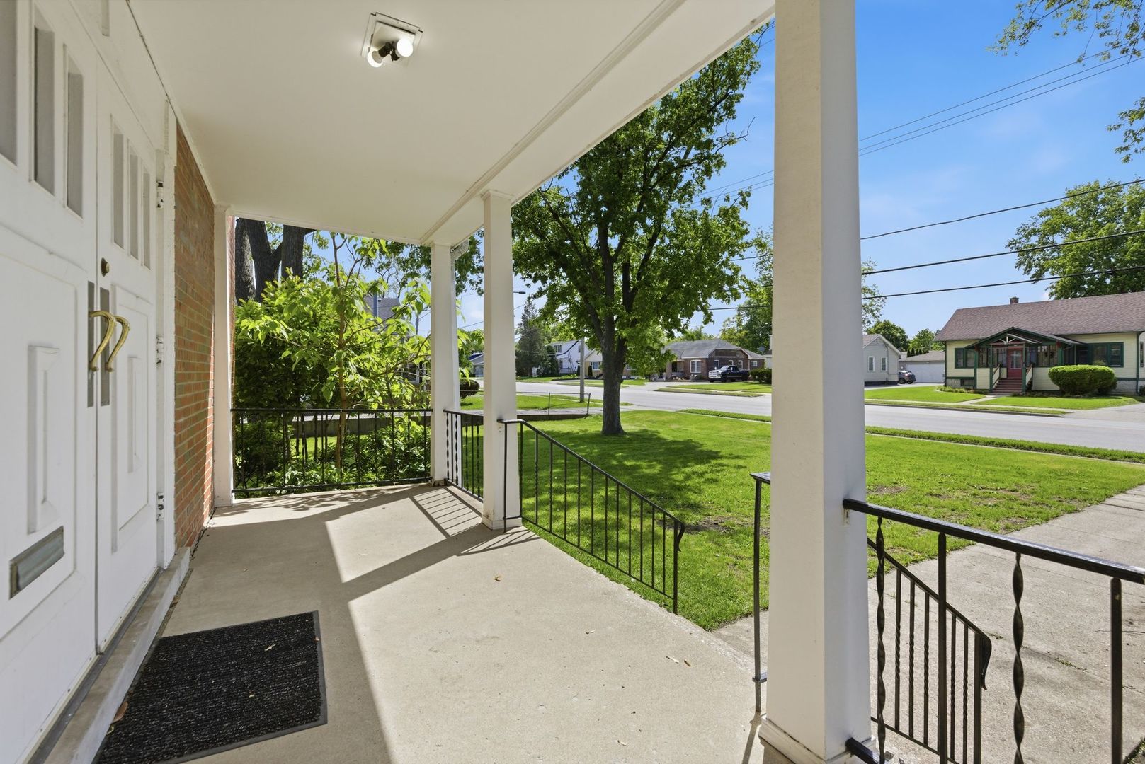 405 S Westmore-Meyers Avenue