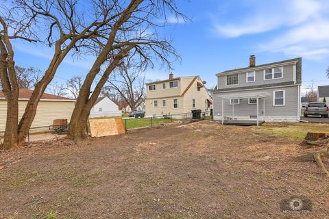 Tiny photo for 440 Engle Street, Dolton, IL 60419 (MLS # 12598746)