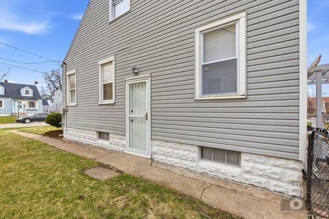 Tiny photo for 440 Engle Street, Dolton, IL 60419 (MLS # 12598746)