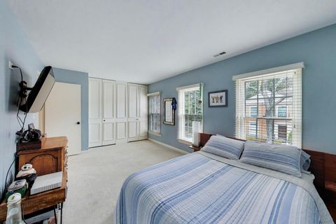 Tiny photo for 737 York Court, Northbrook, IL 60062 (MLS # 12575378)