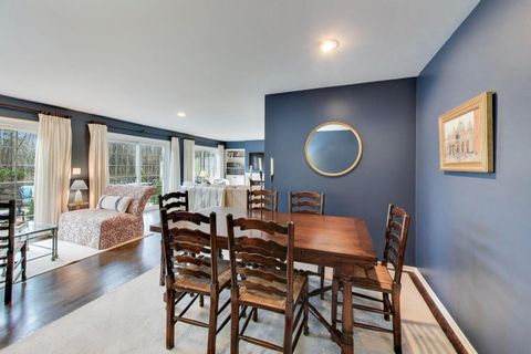 Tiny photo for 737 York Court, Northbrook, IL 60062 (MLS # 12575378)