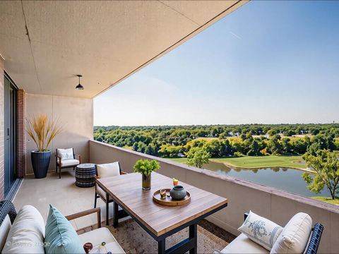 Tiny photo for 465 W Dominion Drive #909, Wood Dale, IL 60191 (MLS # 12475255)