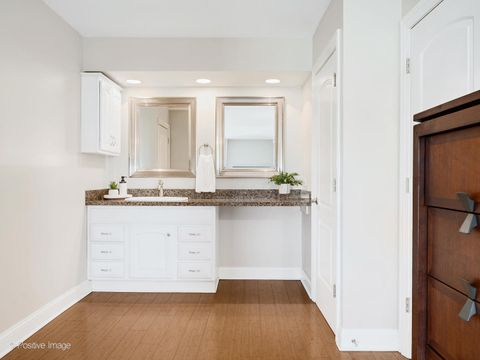 Tiny photo for 465 W Dominion Drive #909, Wood Dale, IL 60191 (MLS # 12475255)